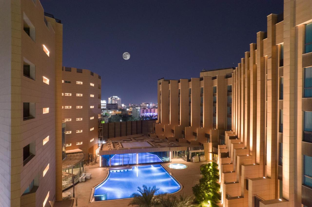 Grand Millennium Al Seef Basra Exteriér fotografie